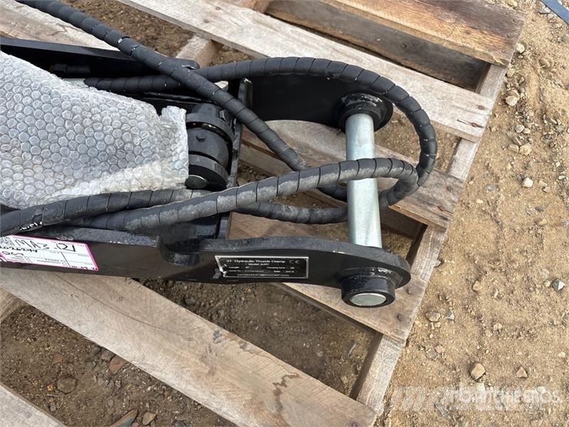  GIYI GY-XJ3T 30 in Hydraulic Excavator Thumb - Fit دلاء