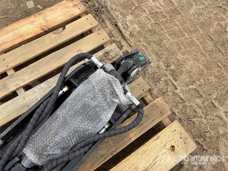  GIYI GY-XJ3T 30 in Hydraulic Cat 3T Excavator Thum 挖斗