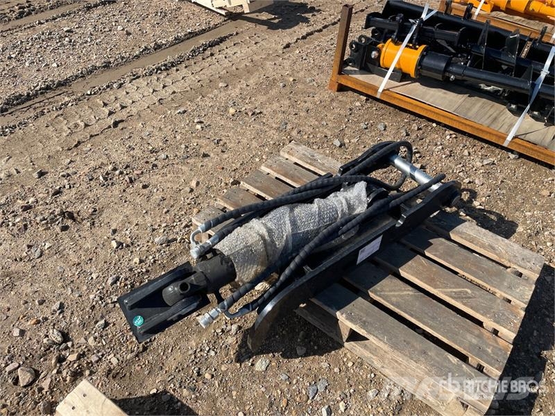 GIYI GY-XJ3T CAT Hydraulic Excavator Thumb (Unused 挖斗