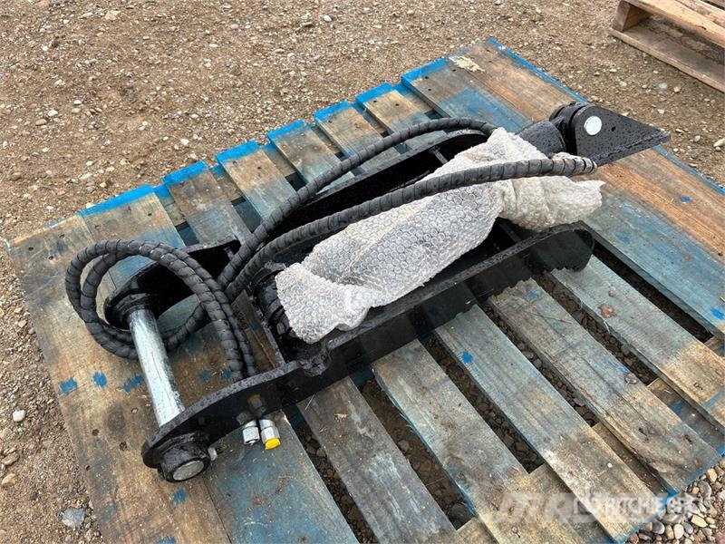 GIYI GY-XJ3T Hydraulic Excavator Thumb (Unused) 挖斗