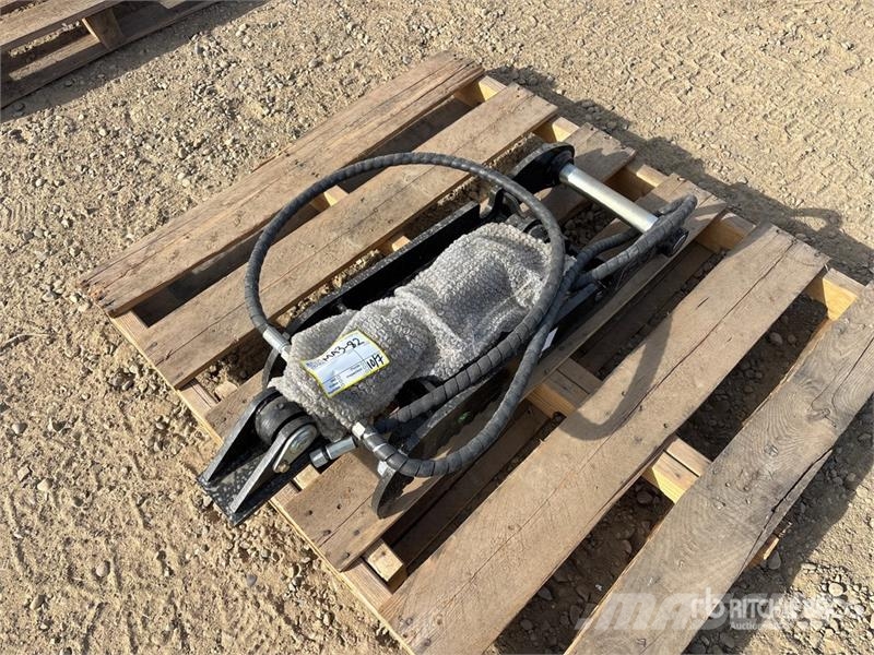 GIYI GY-XJ3T Hydraulic Excavator Thumb (Unused) Kašike / Korpe