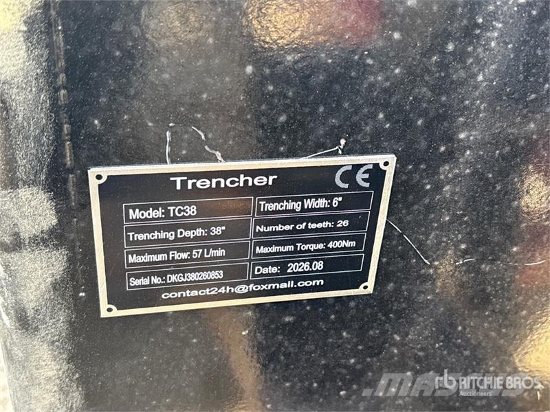 GIYI GY-Y D380 38 in Skid Steer Trencher (Unused) Valetadeiras