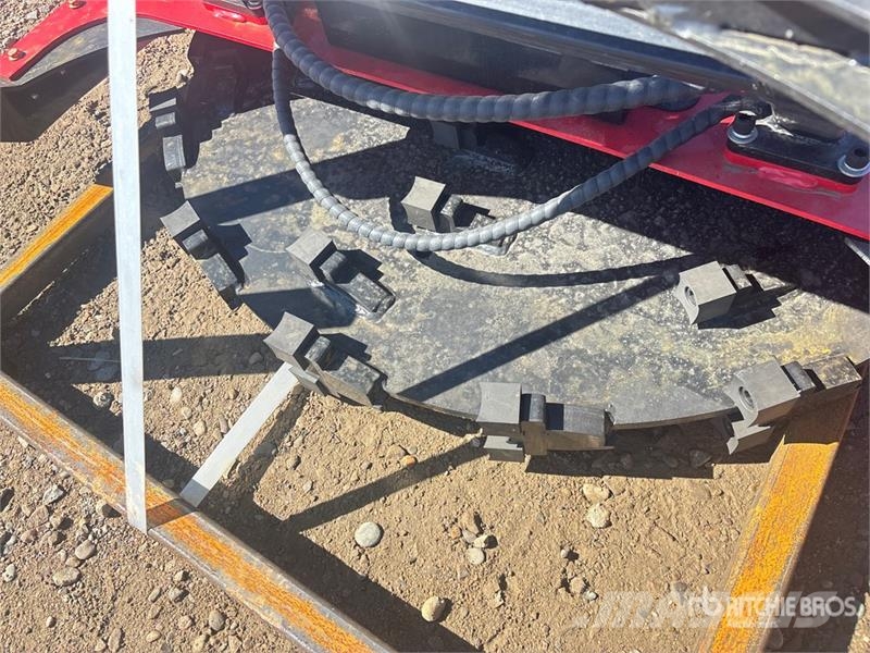 GIYI GYx-DM43 43 in Disc Skid Steer Mulcher (Unuse Metsamultšerid