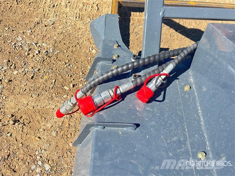 GIYI MDM50 33 in Mini Disc Skid Steer Mulcher (Unu Šumski mulčeri