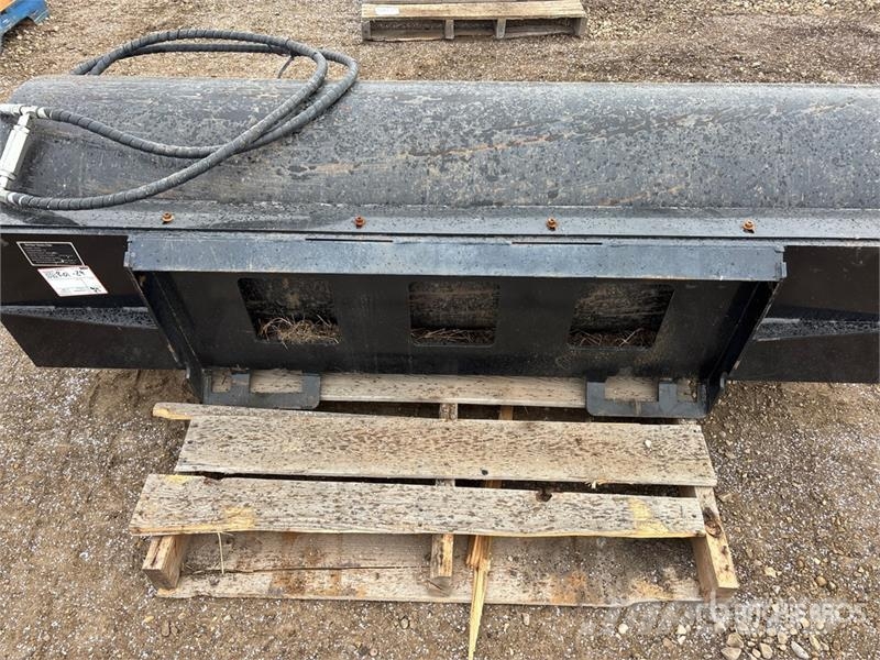  GIYI VR72 72 in Vibratory Roller مكونات أخرى