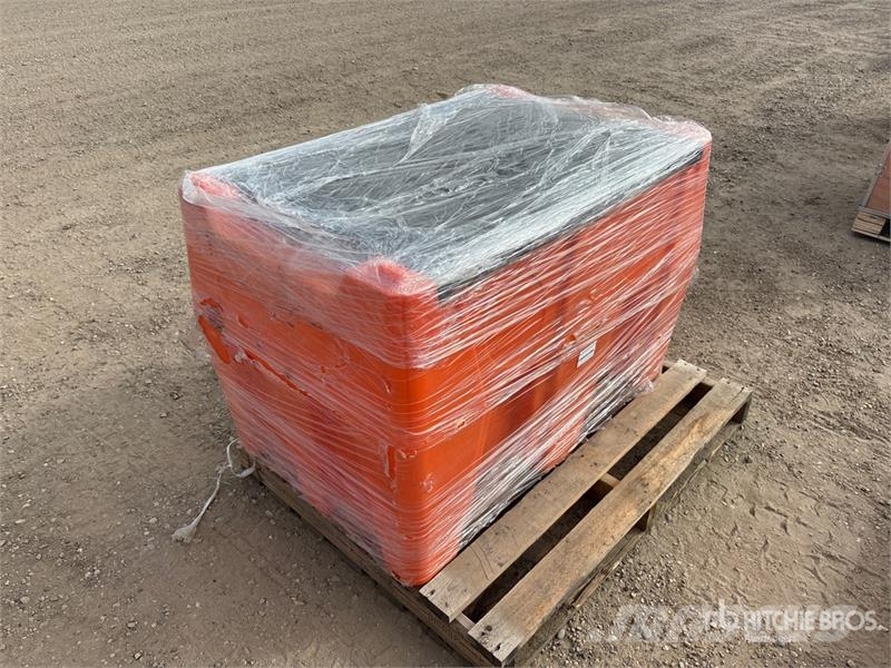  GLDP480 116 gal Poly Fuel Tank (Unused) Fuel and additive tanks