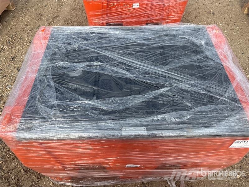  GLDP480 116 gal Poly Fuel Tank (Unused) Fuel and additive tanks