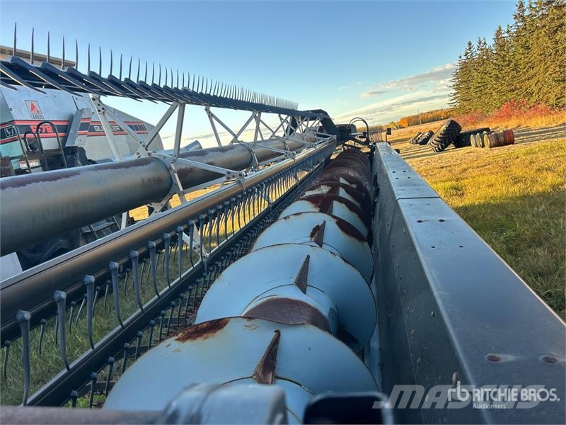 Gleaner 330 30 ft Rigid Combine Header Κεφαλές θεριζοαλωνιστικών μηχανών