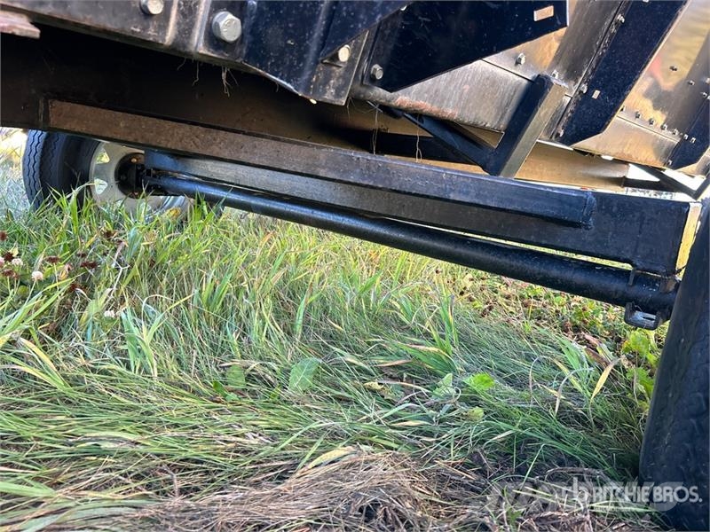 Gleaner 330 30 ft Rigid Combine Header Κεφαλές θεριζοαλωνιστικών μηχανών