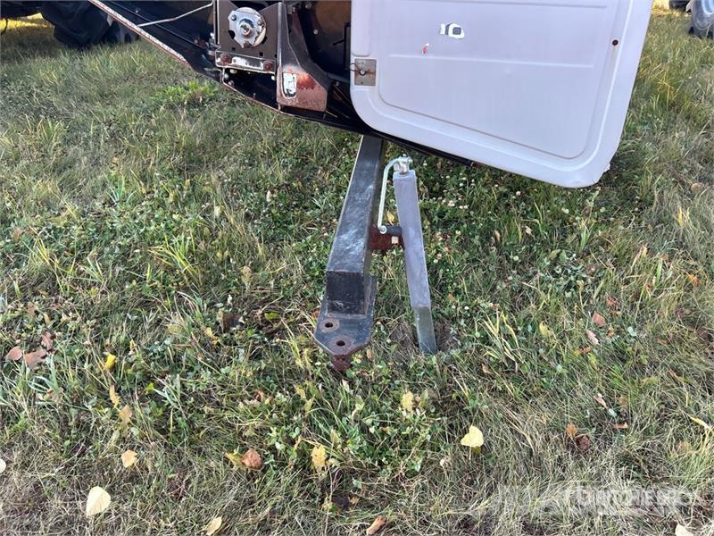 Gleaner 330 30 ft Rigid Combine Header Κεφαλές θεριζοαλωνιστικών μηχανών