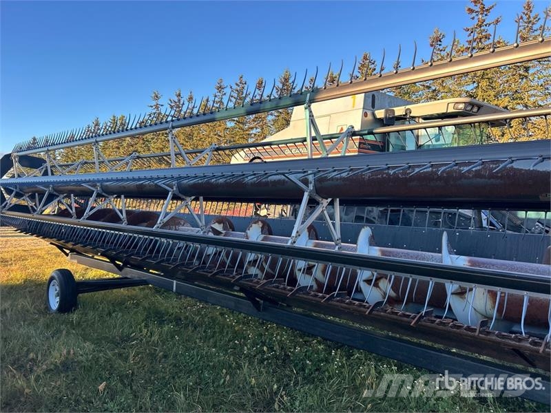 Gleaner 330 30 ft Rigid Combine Header Κεφαλές θεριζοαλωνιστικών μηχανών