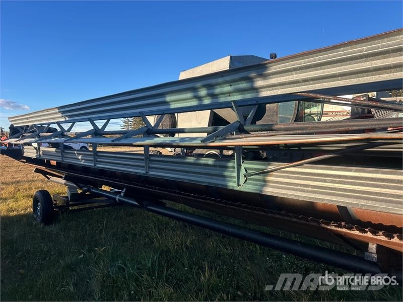Gleaner 700 30 ft Combine Header Κεφαλές θεριζοαλωνιστικών μηχανών