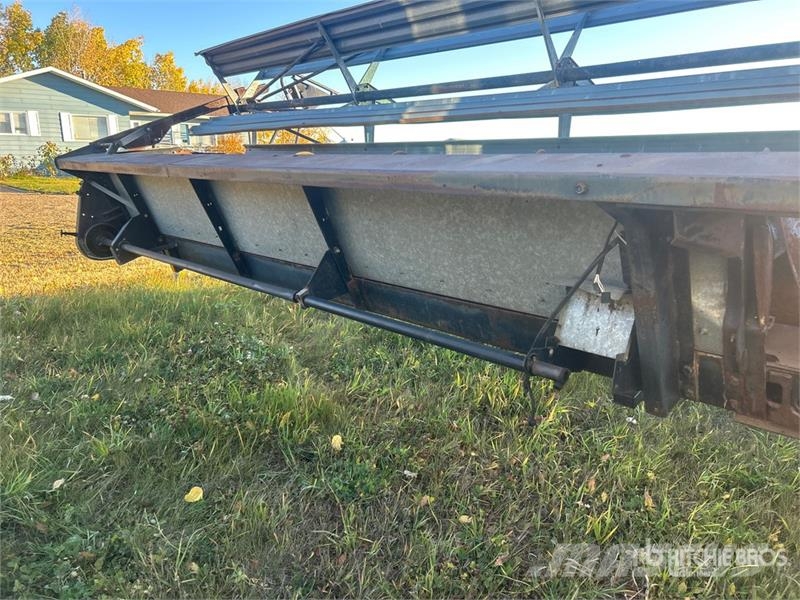 Gleaner 700 30 ft Combine Header Κεφαλές θεριζοαλωνιστικών μηχανών
