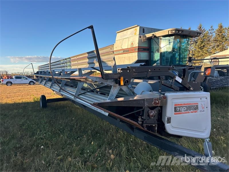 Gleaner 700 30 ft Rigid Combine Header Κεφαλές θεριζοαλωνιστικών μηχανών