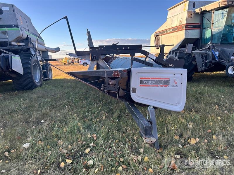 Gleaner 700 30 ft Rigid Combine Header Κεφαλές θεριζοαλωνιστικών μηχανών