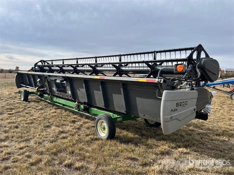 Gleaner 8200 35 ft Flex Combine Header Combine harvester heads