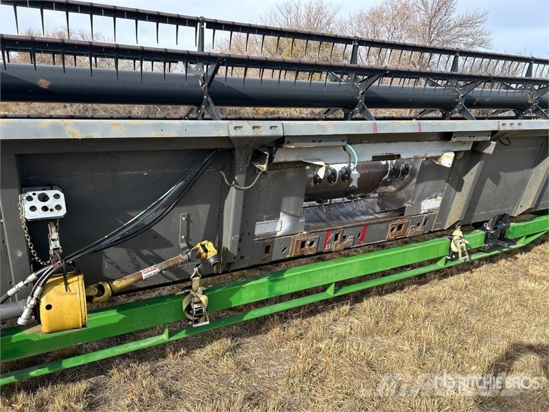 Gleaner 8200 35 ft Flex Combine Header Combine harvester heads