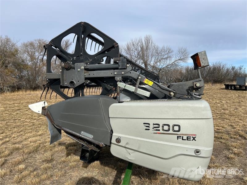 Gleaner 8200 35 ft Flex Combine Header Combine harvester heads
