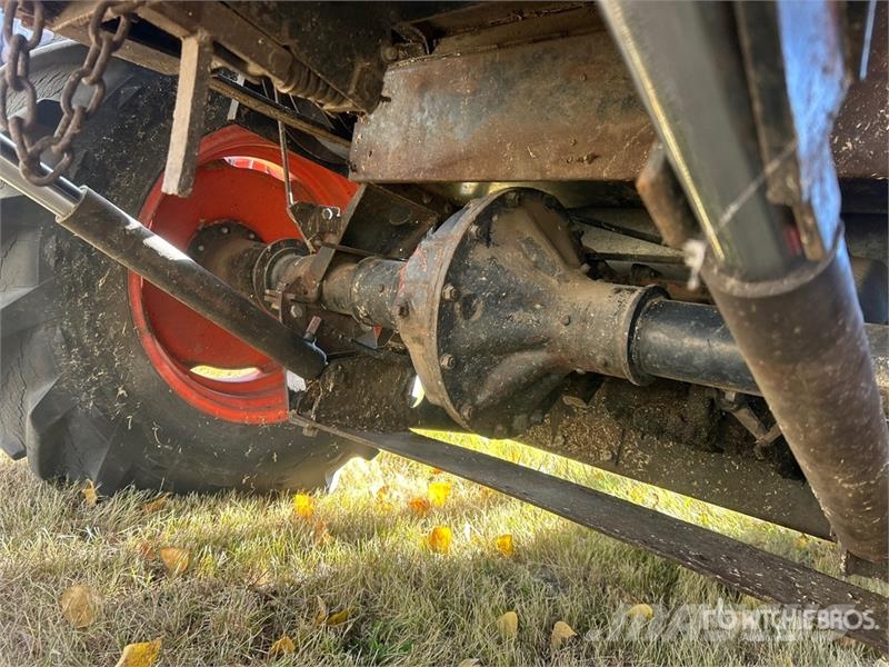 Gleaner A Combine Harvester Kombajni