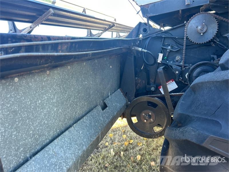 Gleaner F3 Combine Harvester Kombajni