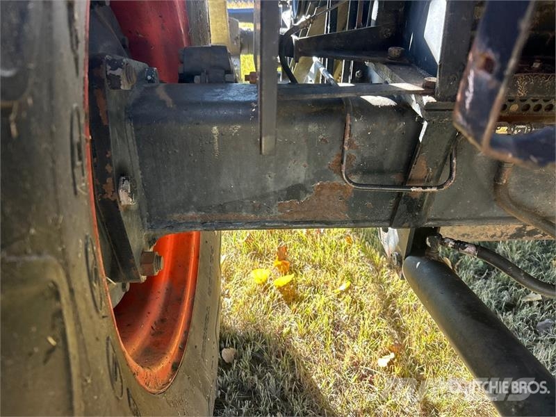 Gleaner F3 Combine Harvester Kombajni