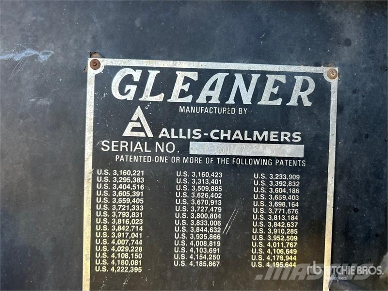 Gleaner F3 Combine Harvester Kombajni