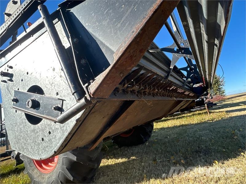 Gleaner F3 Combine Harvester Kombajni