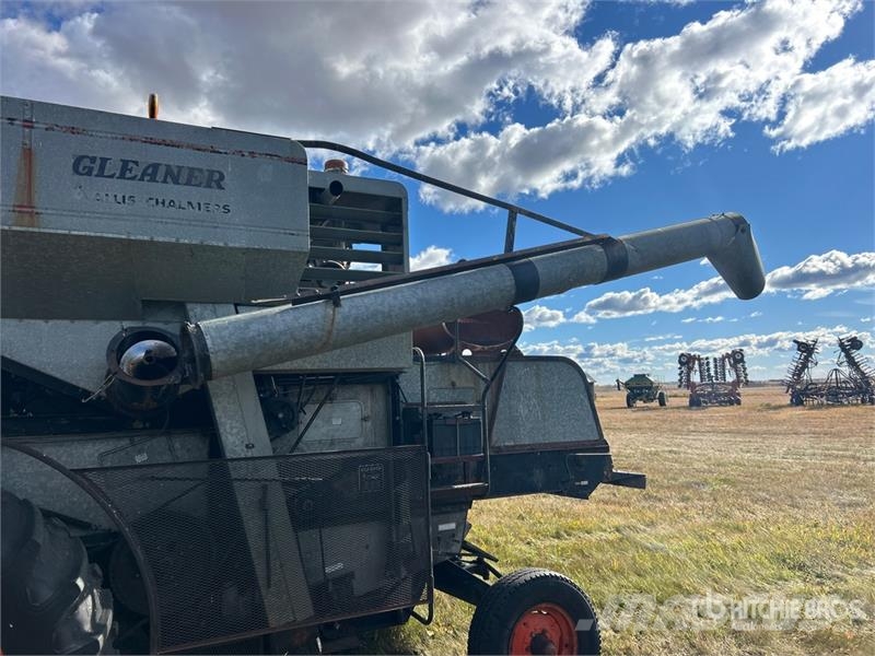Gleaner G Combine Harvester Combine de secerat