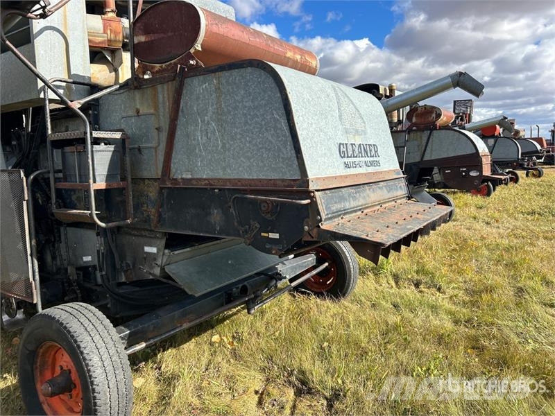 Gleaner G Combine Harvester Combine de secerat