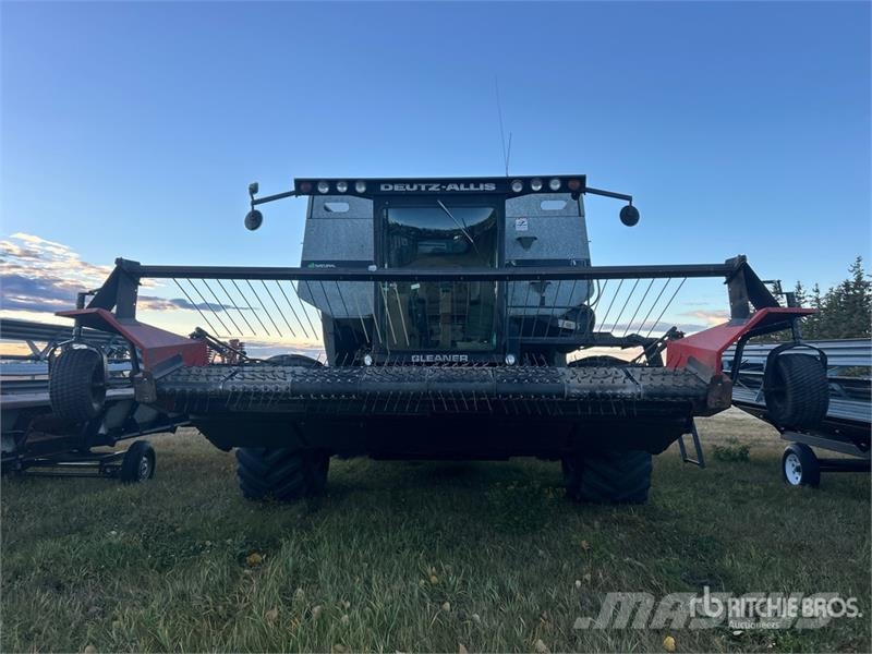 Gleaner R7 4x4 Combine Harvester Combine harvesters
