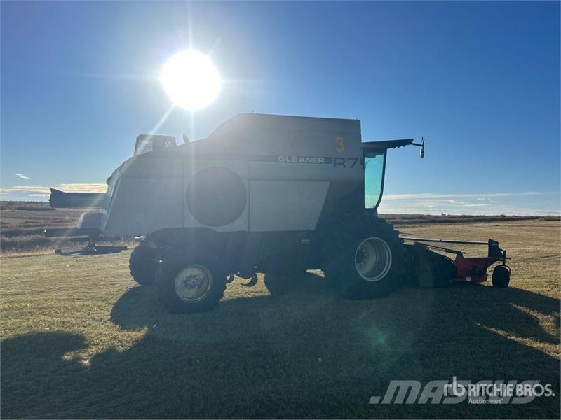 Gleaner R7 4x4 Combine Harvester Combine harvesters