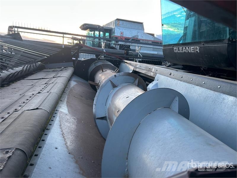 Gleaner R72 Combine de secerat