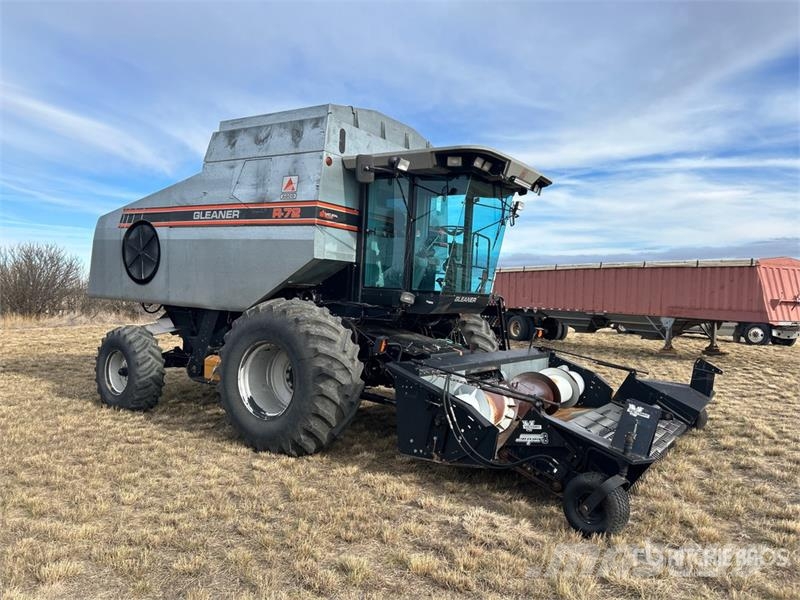 Gleaner R72 حصادات
