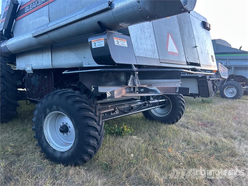 Gleaner R72 Combine de secerat