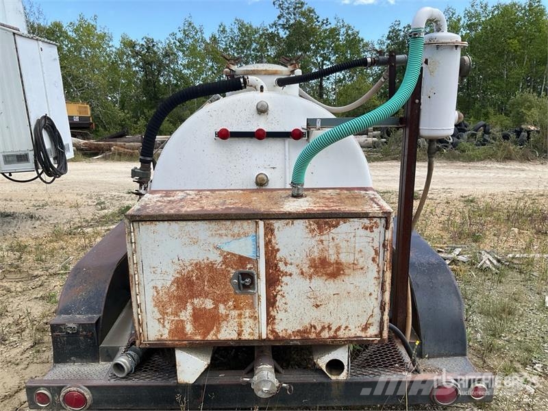  Glendale Industries T/A Septic Waste Trailer Lauksaimniecība- Citi