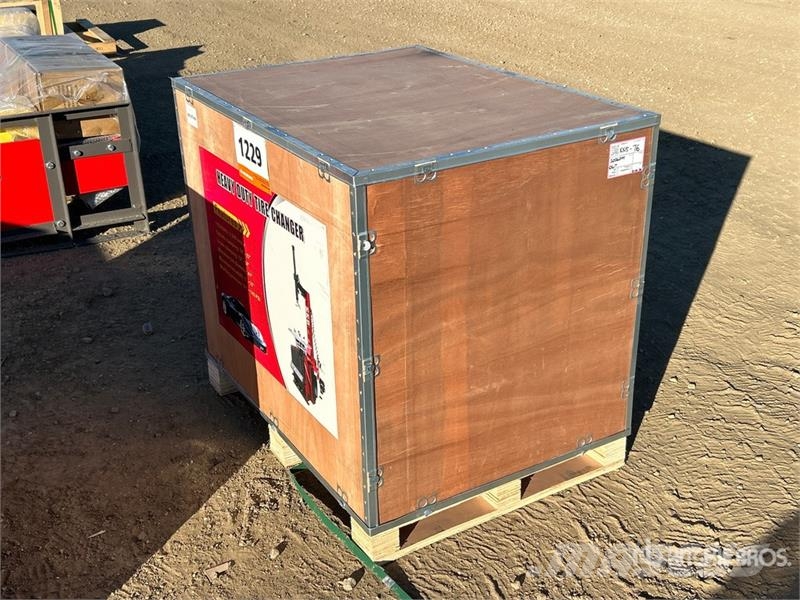  GLTC24 Tire Changer (Unused) معدات البناء - غير ذلك