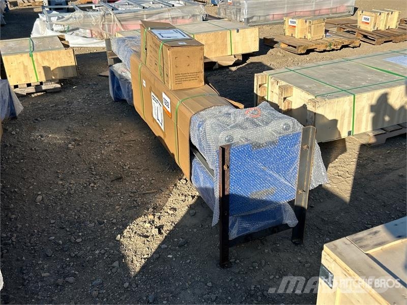  GLTP4500 2 Post 10000 lb Vehicle Lift (Unused) معدات البناء - غير ذلك
