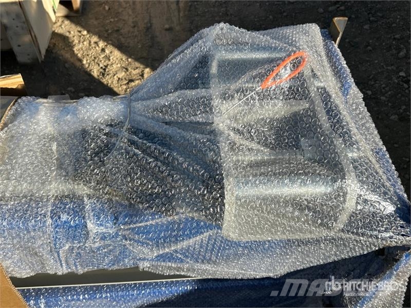  GLTP4500 2 Post 10000 lb Vehicle Lift (Unused) معدات البناء - غير ذلك