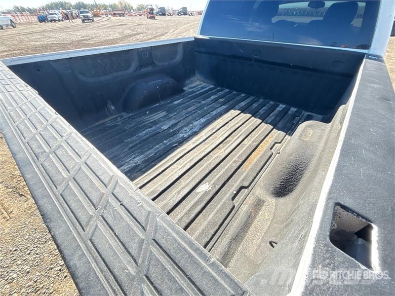 GMC 1500 4x4 Crew Cab Pickup Other