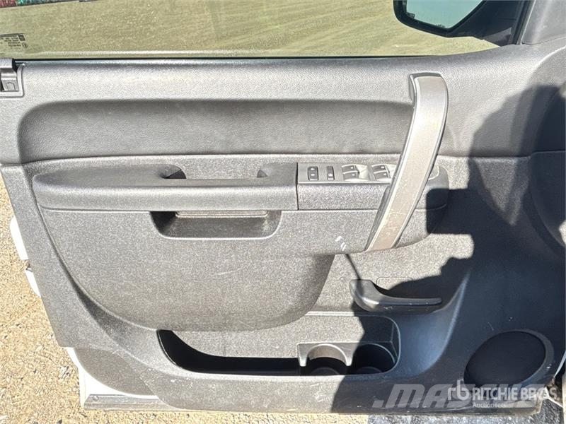 GMC 1500 4x4 Crew Cab Pickup Other