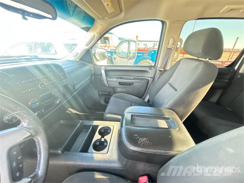 GMC 1500 4x4 Crew Cab Pickup Other
