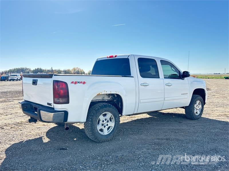GMC 1500 4x4 Crew Cab Pickup Other