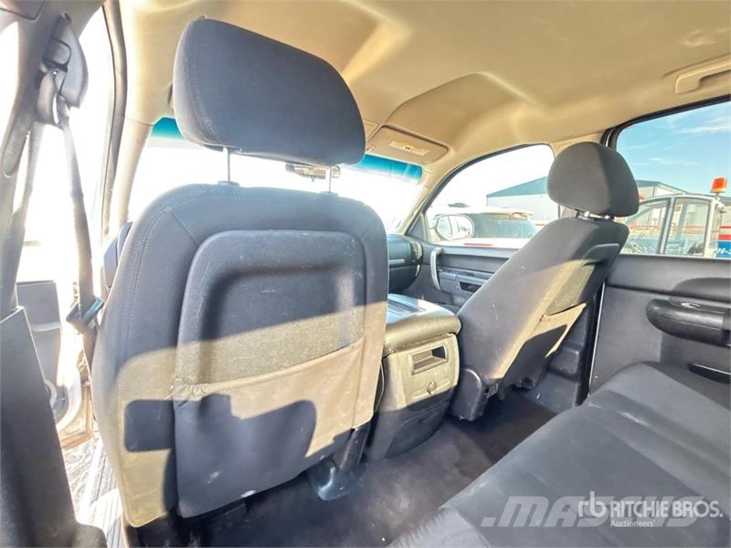 GMC 1500 4x4 Crew Cab Pickup Other