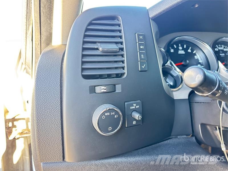 GMC 1500 4x4 Crew Cab Pickup Other