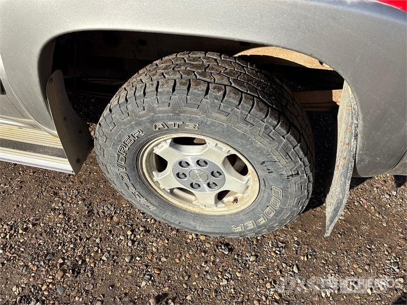GMC 1500 4x4 Extended Cab Pickup Anders