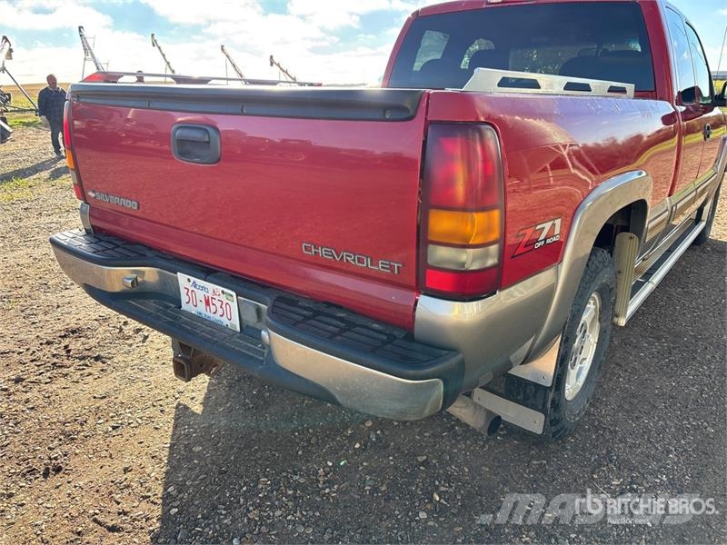GMC 1500 4x4 Extended Cab Pickup Anders