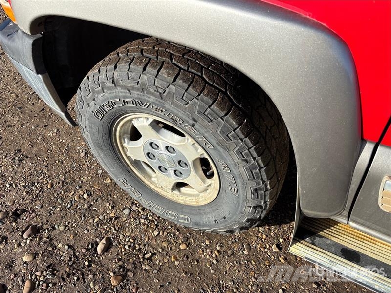 GMC 1500 4x4 Extended Cab Pickup Anders
