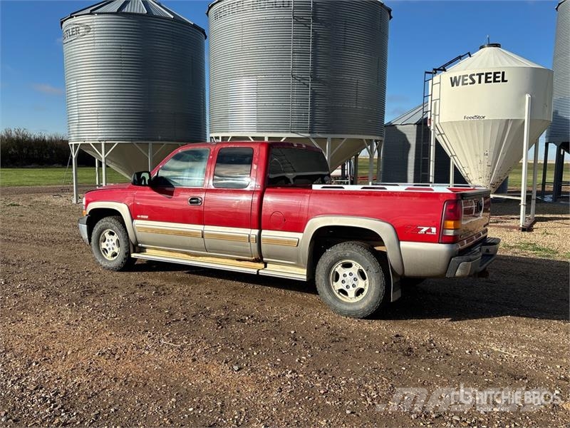 GMC 1500 4x4 Extended Cab Pickup Anders