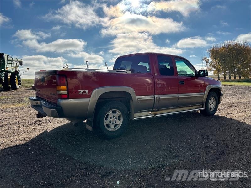 GMC 1500 4x4 Extended Cab Pickup Anders