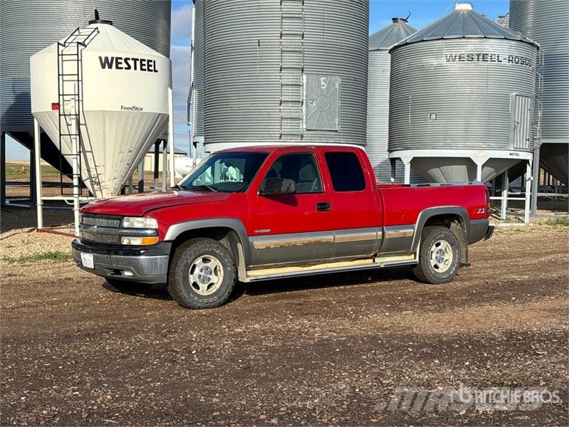 GMC 1500 4x4 Extended Cab Pickup Anders